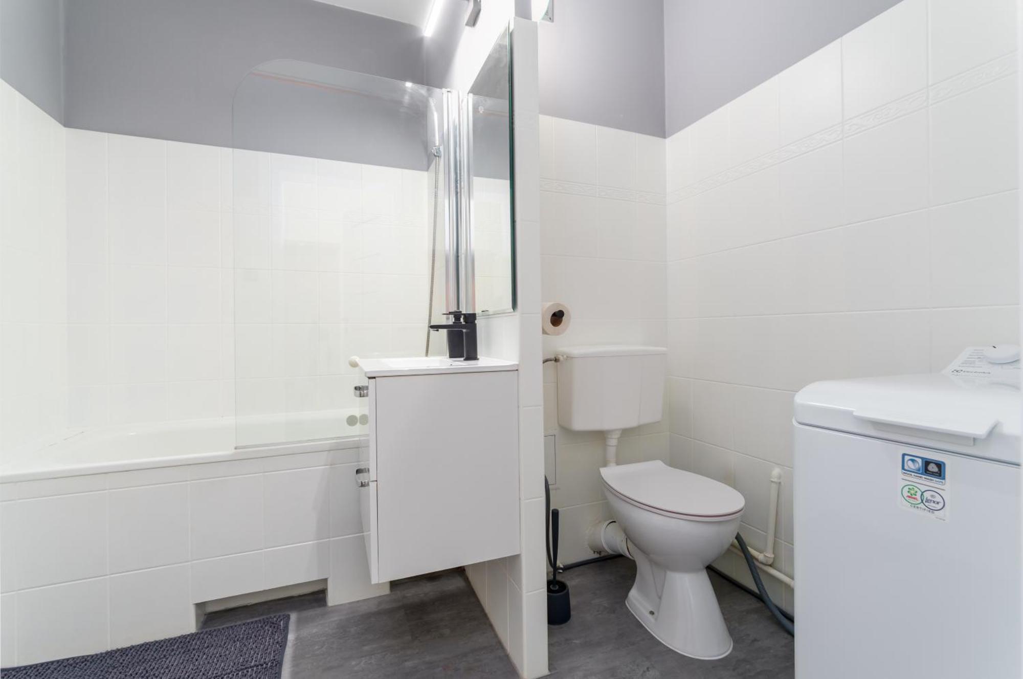 Millenium Apartment Self Check-In Faktura Rzeszow Bagian luar foto