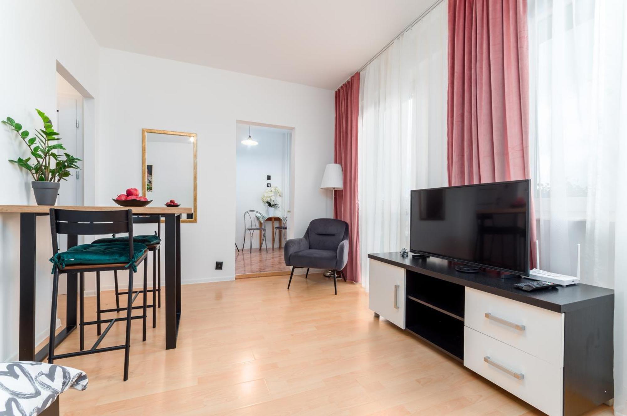 Millenium Apartment Self Check-In Faktura Rzeszow Bagian luar foto
